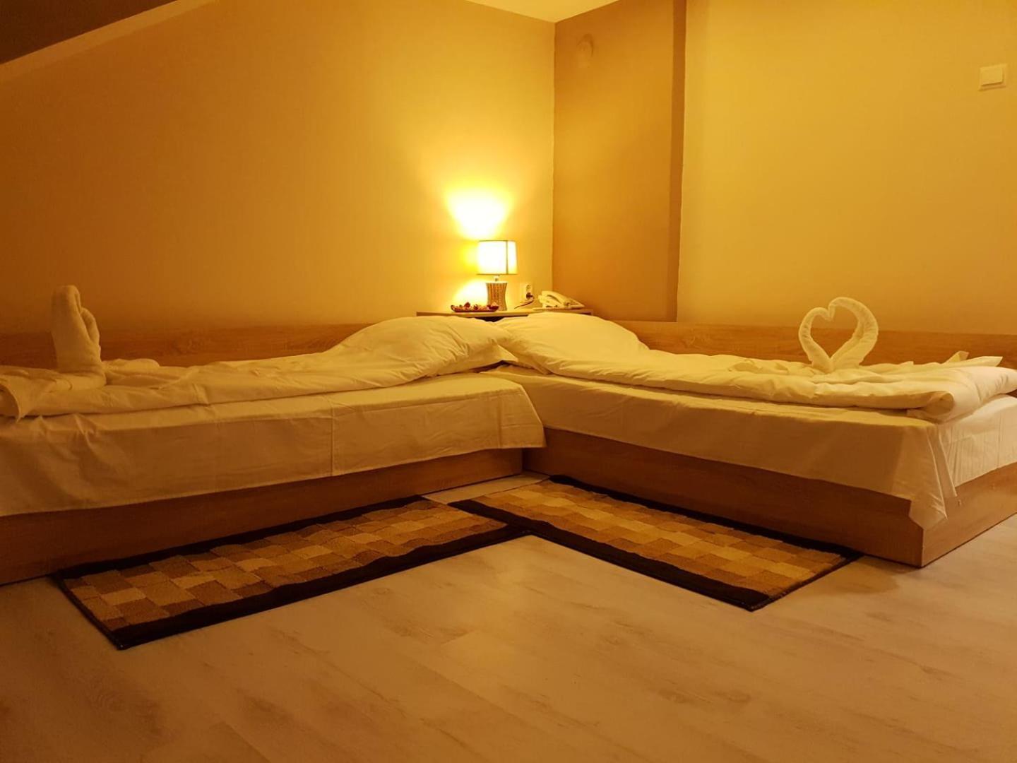 Hotel Валентино à Vratsa Extérieur photo