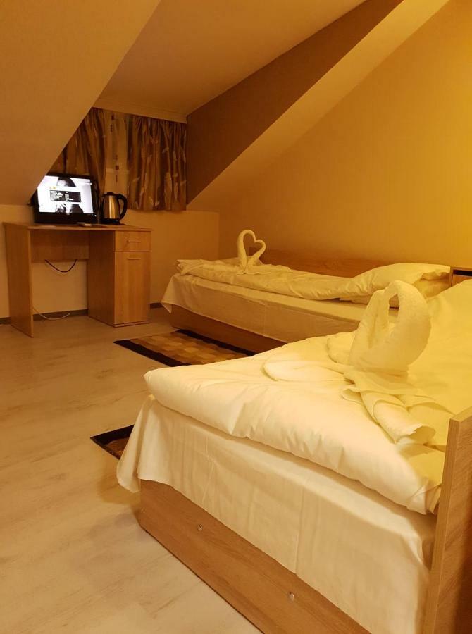 Hotel Валентино à Vratsa Extérieur photo