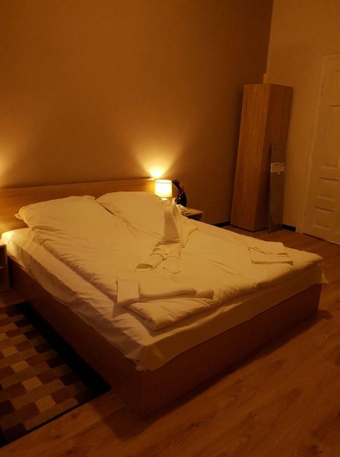 Hotel Валентино à Vratsa Extérieur photo